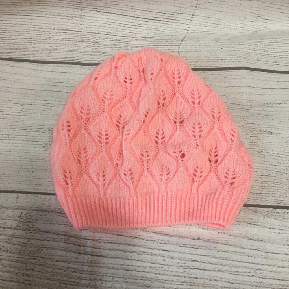 Light pink fashion knit hat